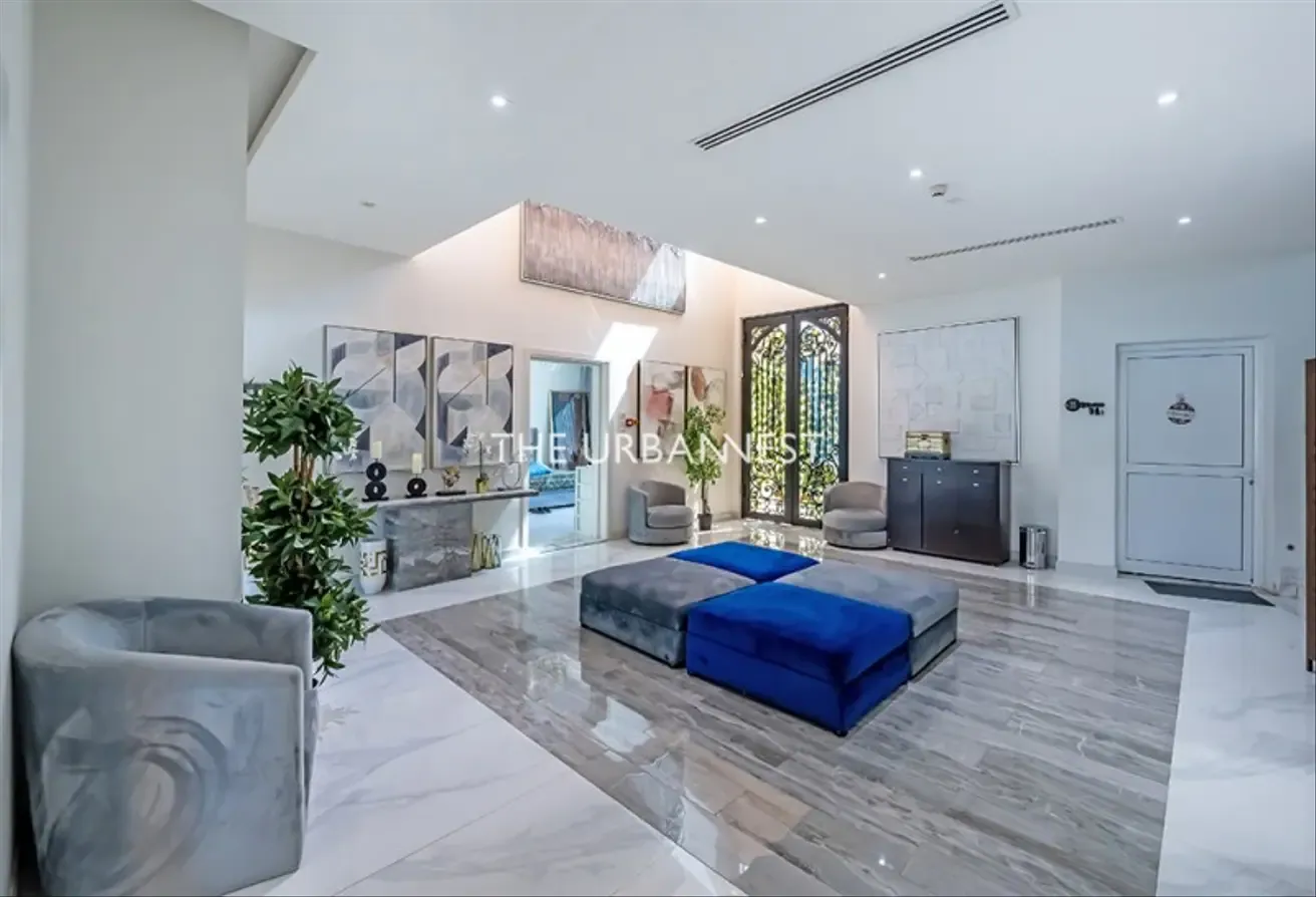Priced to Sell | Customised Villa with Furniture