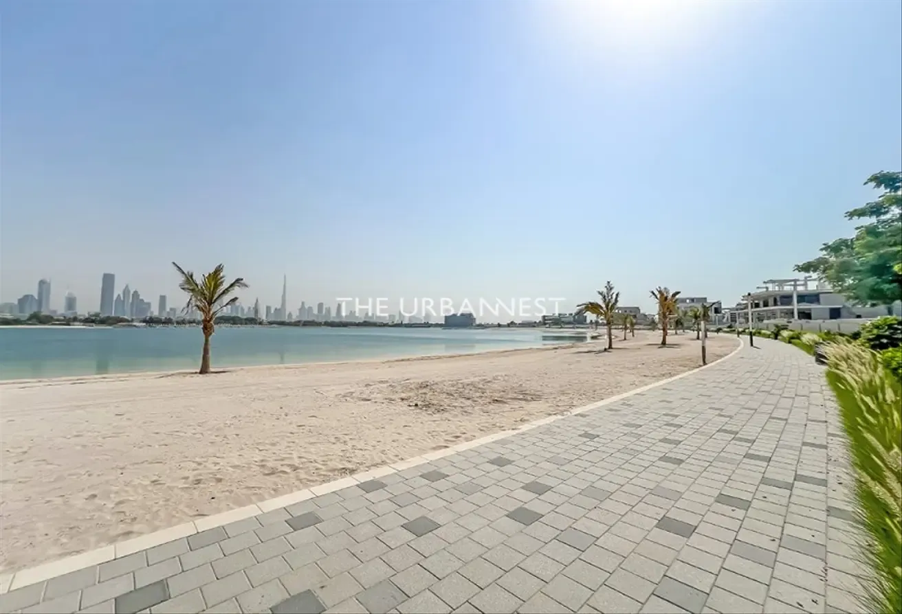 Priced to Sell | Customised Villa with Furniture