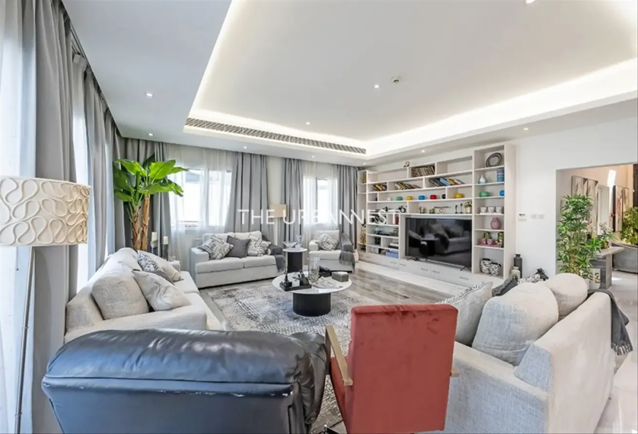 Priced to Sell | Customised Villa with Furniture