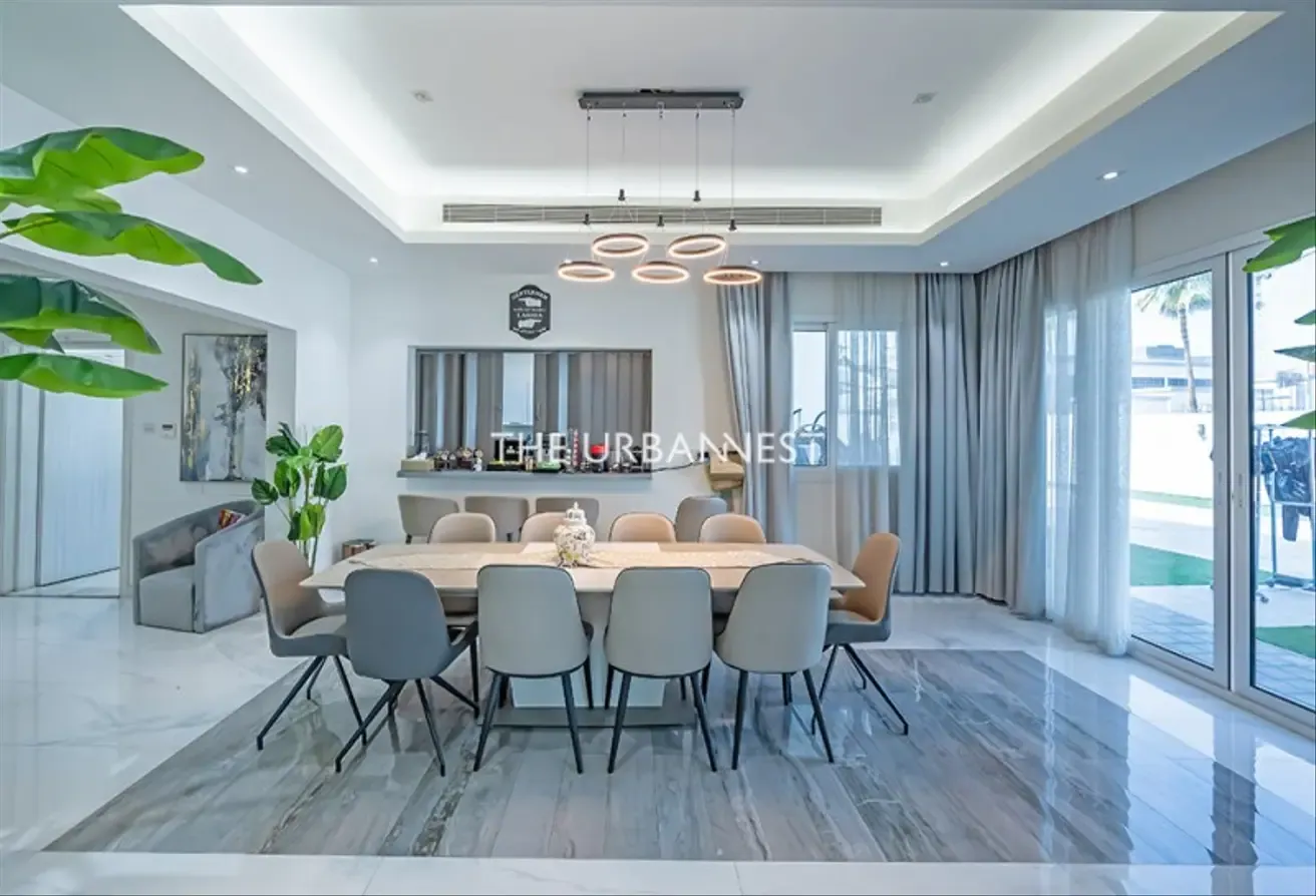 Priced to Sell | Customised Villa with Furniture