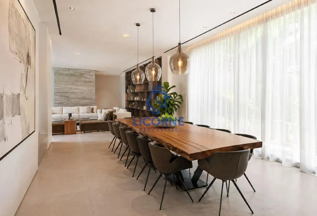 LUXURY VILLA | SPACIOUS LAYOUT | PEARL JUMEIRAH