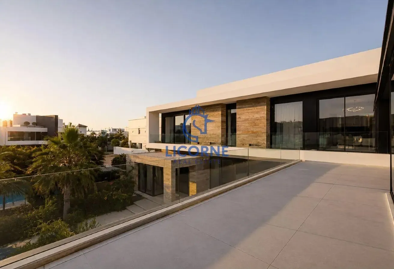 LUXURY VILLA | SPACIOUS LAYOUT | PEARL JUMEIRAH