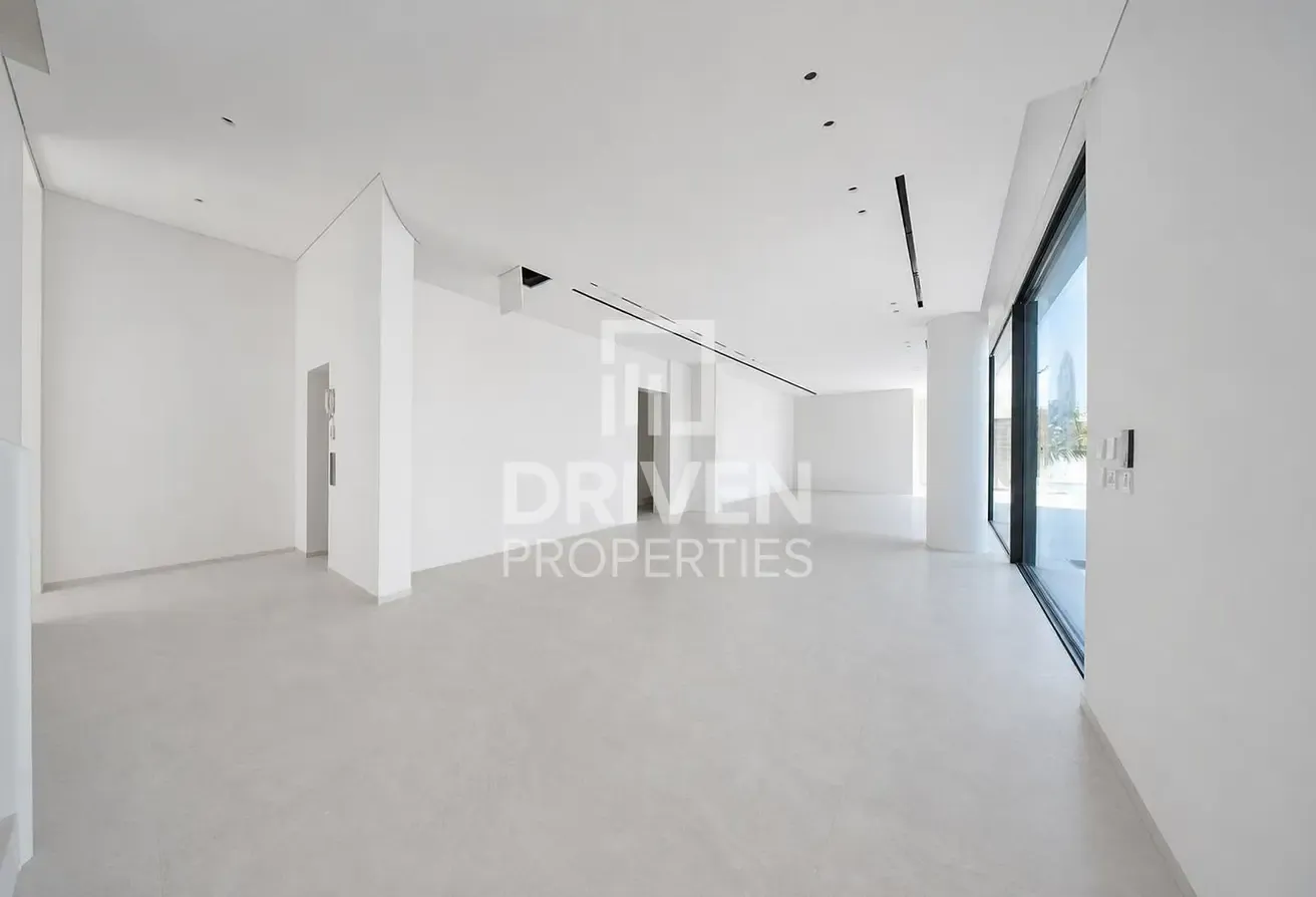 Custom Villa | Large Plot | Multiple Options