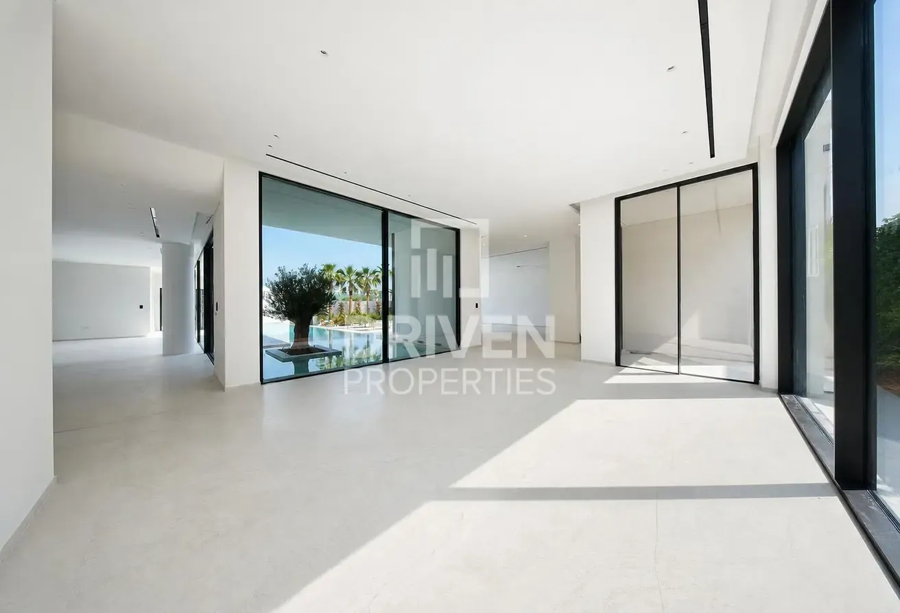 Custom Villa | Large Plot | Multiple Options