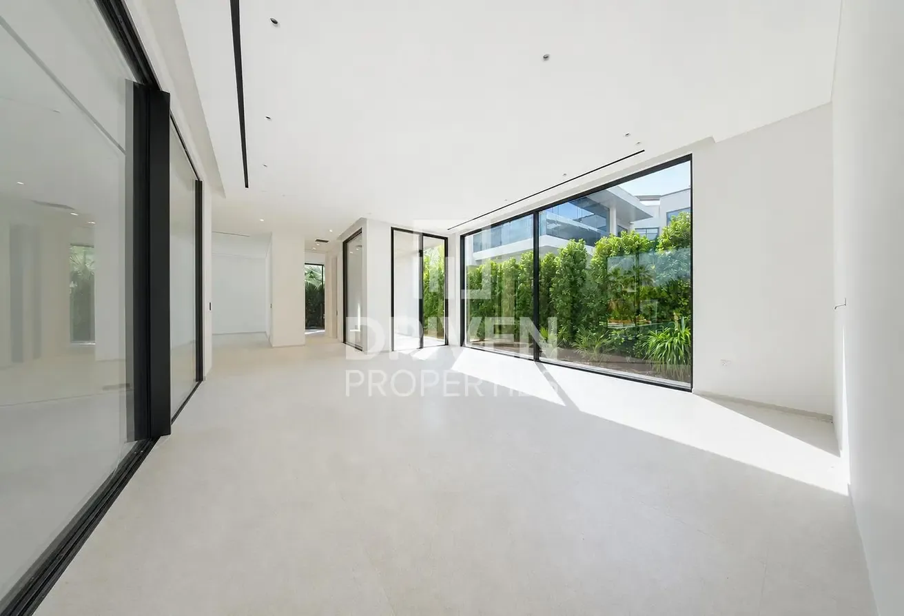 Custom Villa | Large Plot | Multiple Options