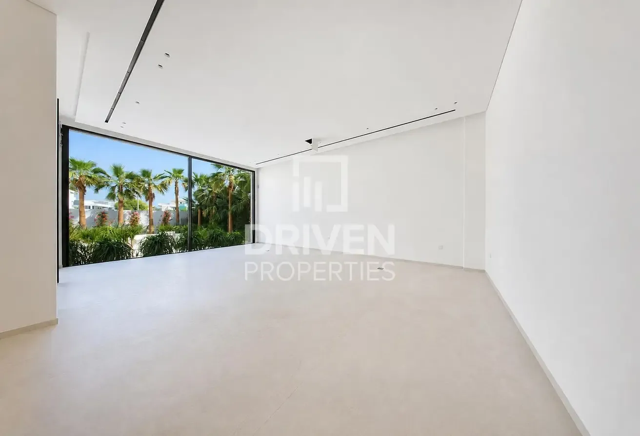 Custom Villa | Large Plot | Multiple Options