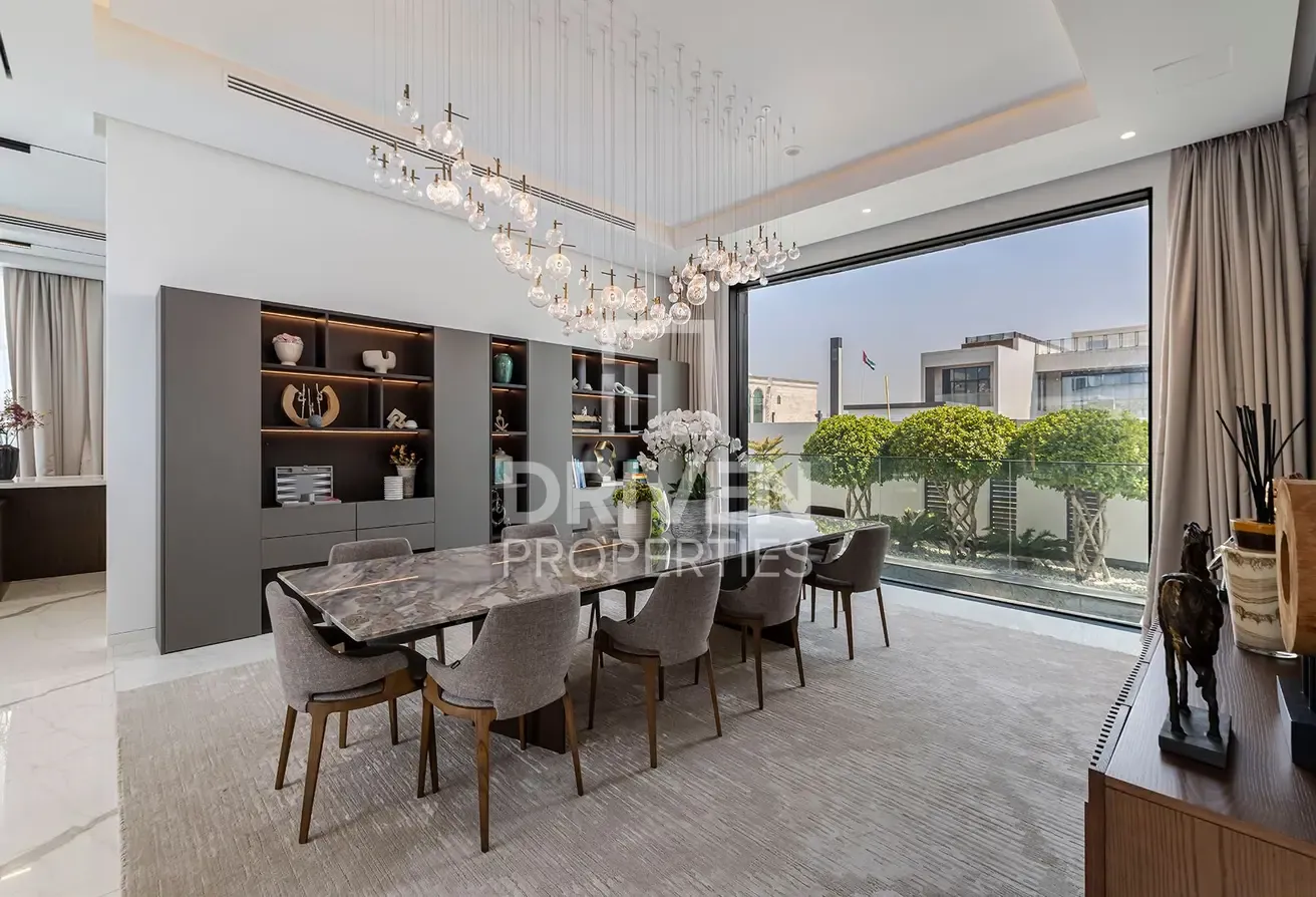 Sophisticated Luxury Living with Skyline Views