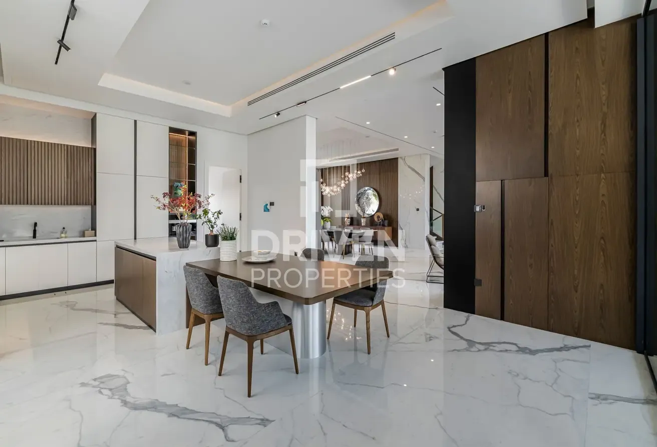 Sophisticated Luxury Living with Skyline Views
