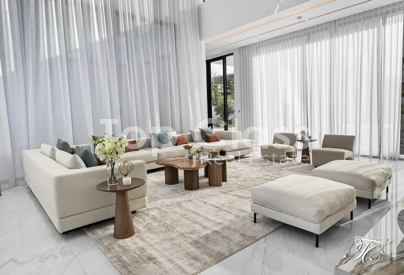 Luxurious Design Villa  |  BUA 28,500 sqft