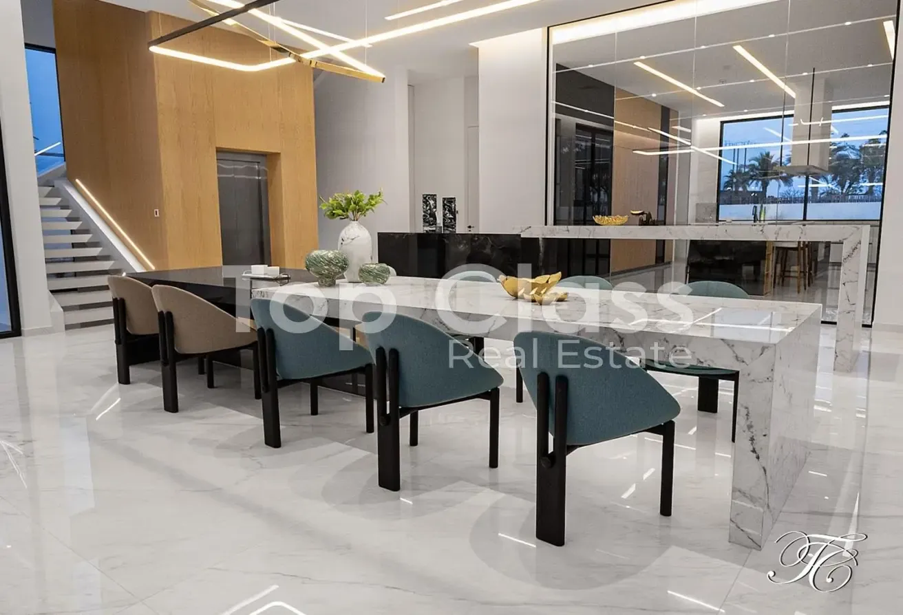 Luxurious Design Villa  |  BUA 28,500 sqft