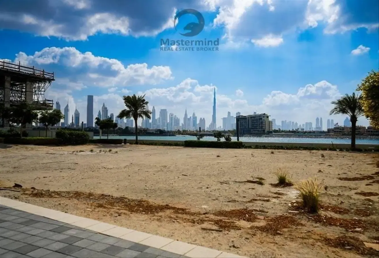 Exclusive, Beachfront Plot for sale
