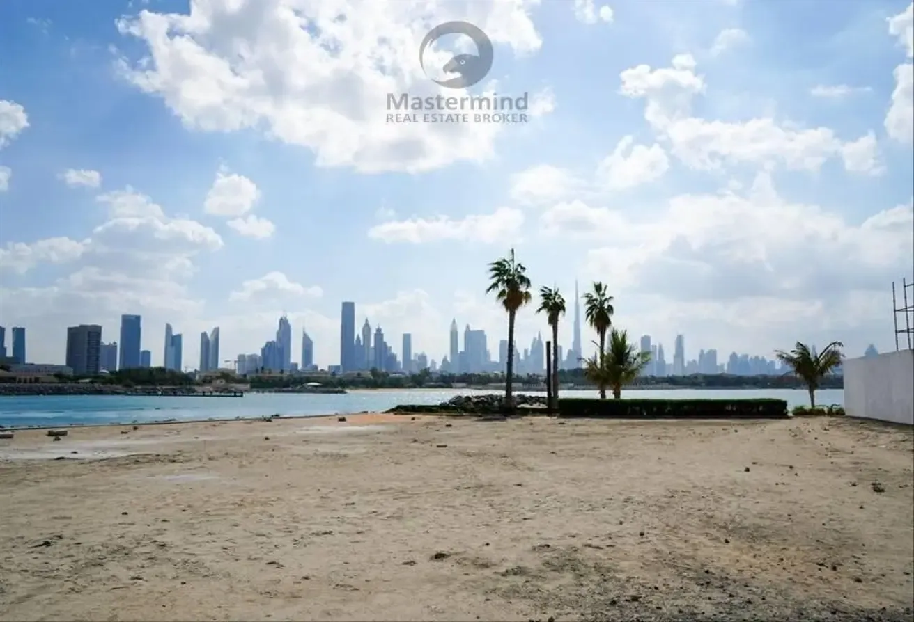 Corner Plot, Vaastu, Best Deal in Pearl Jumeirah