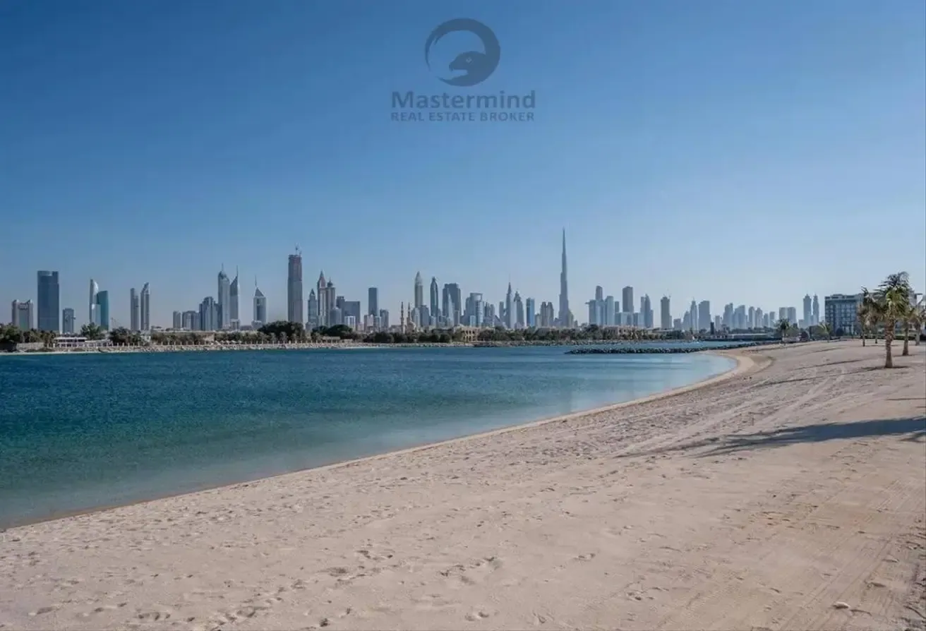 Corner Plot, Vaastu, Best Deal in Pearl Jumeirah