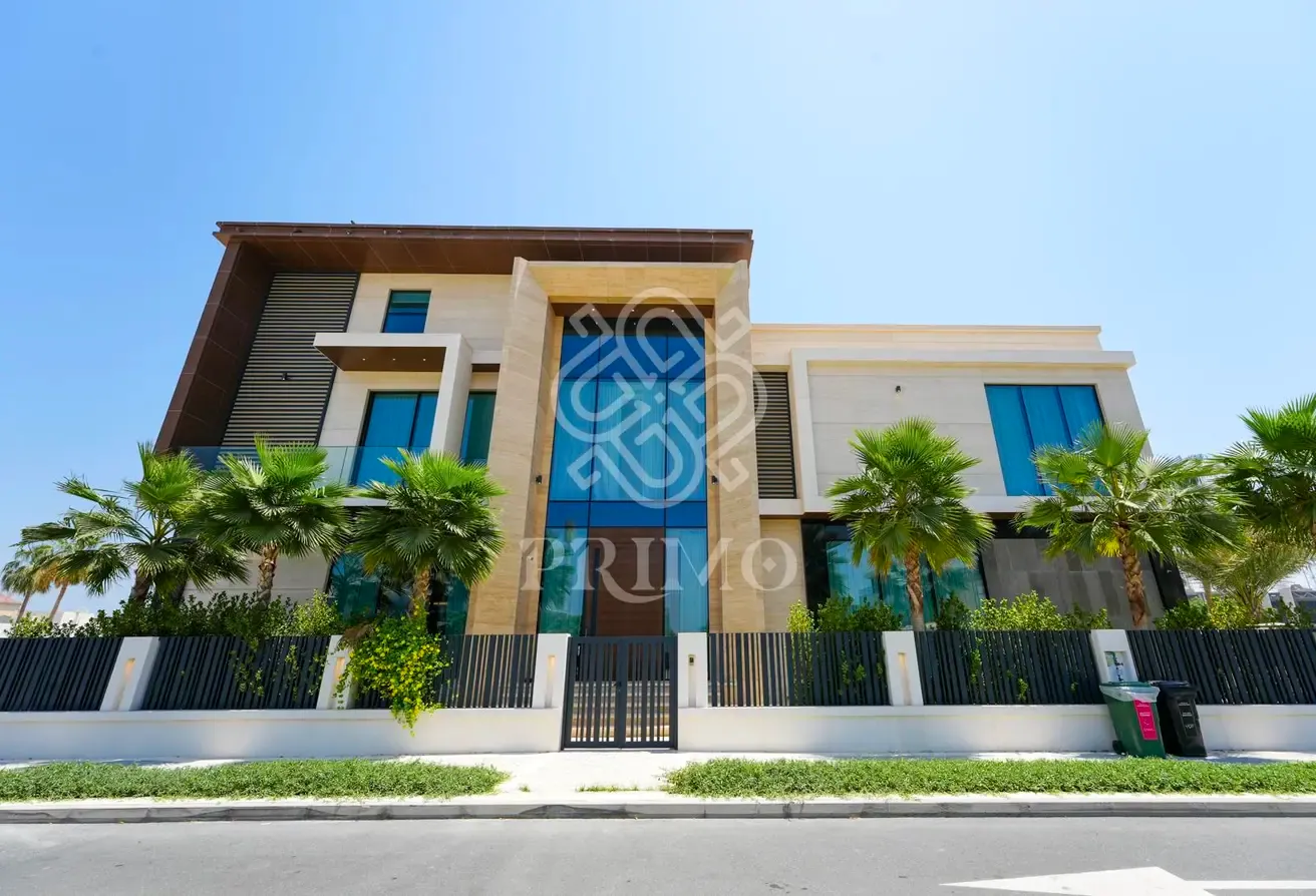 5 BR Mansion | Corner Plot | Fully Furnished