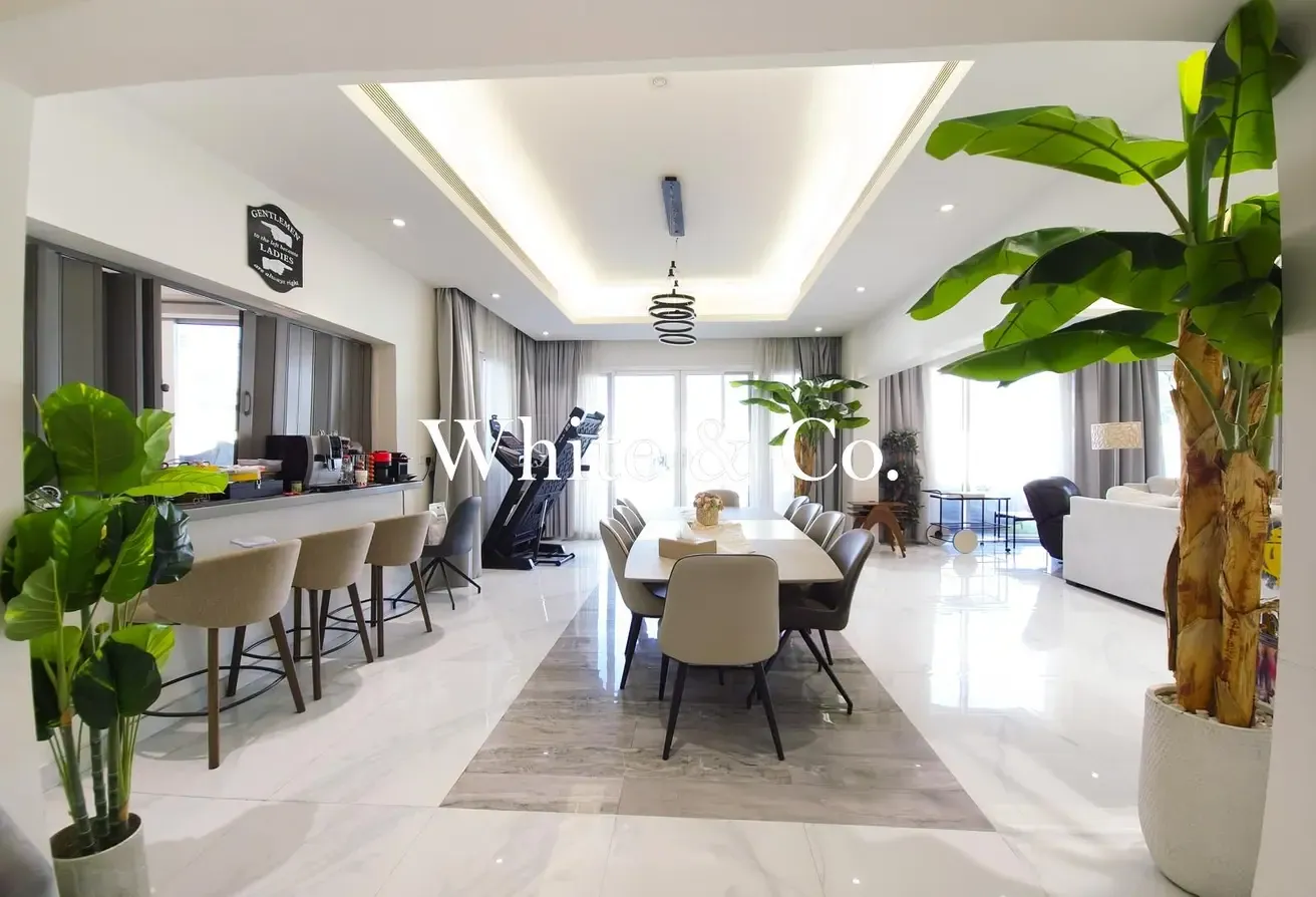 Luxury Villa | Private Pool | vacant Soon