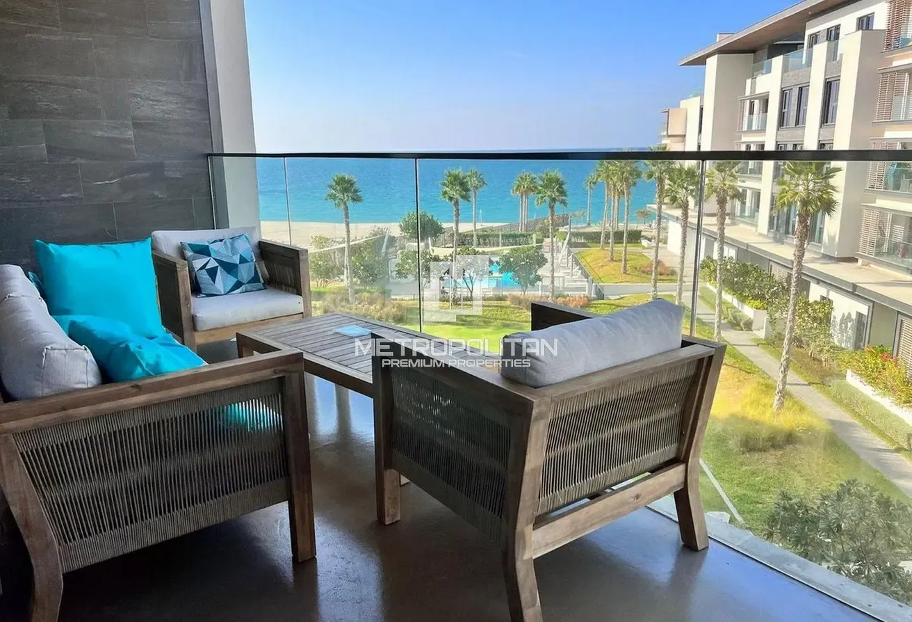 Mid Floor | Beach Access | Nikki Beach Branded
