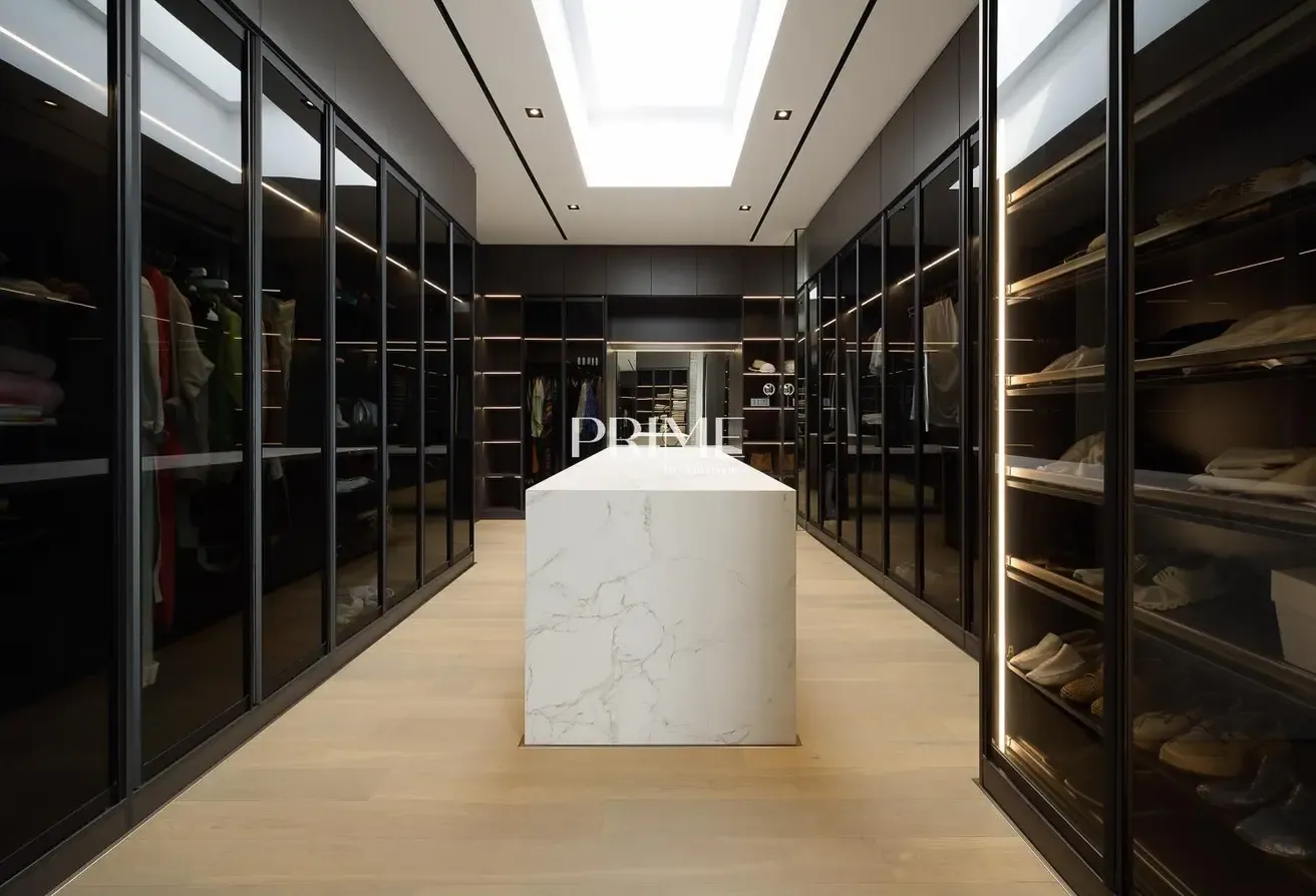 Luxury villa | Community expert | Modern design