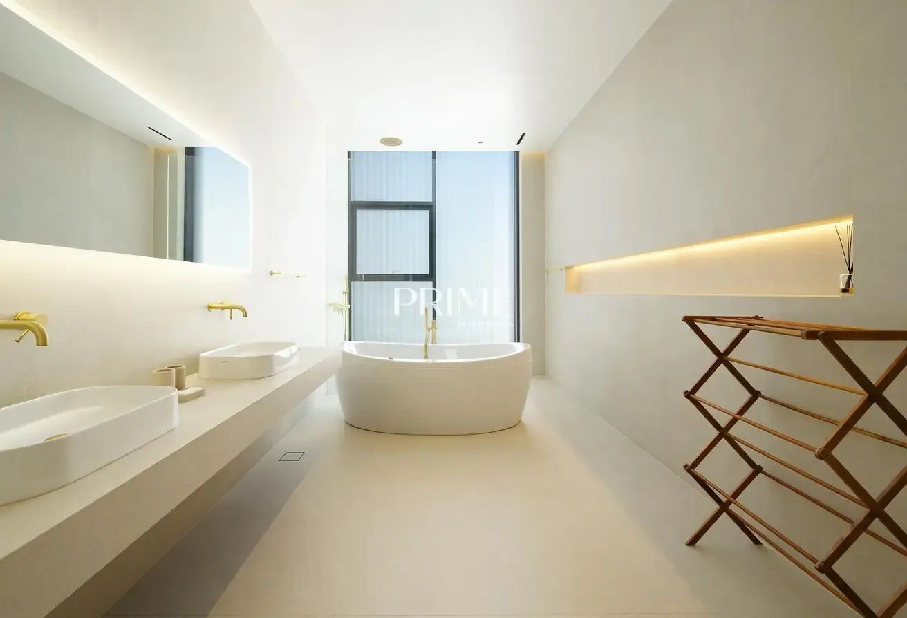 Luxury villa | Community expert | Modern design