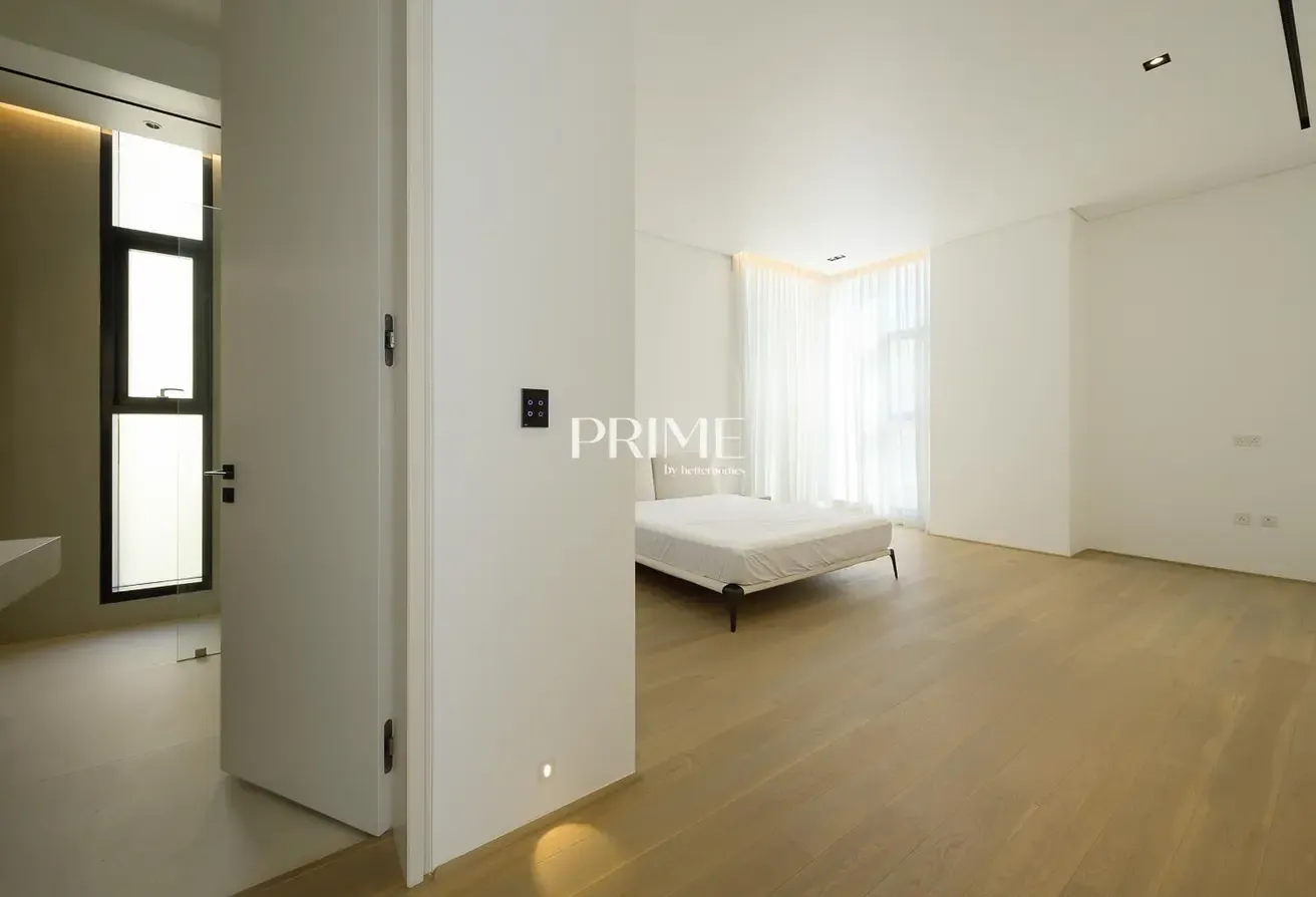 Luxury villa | Community expert | Modern design