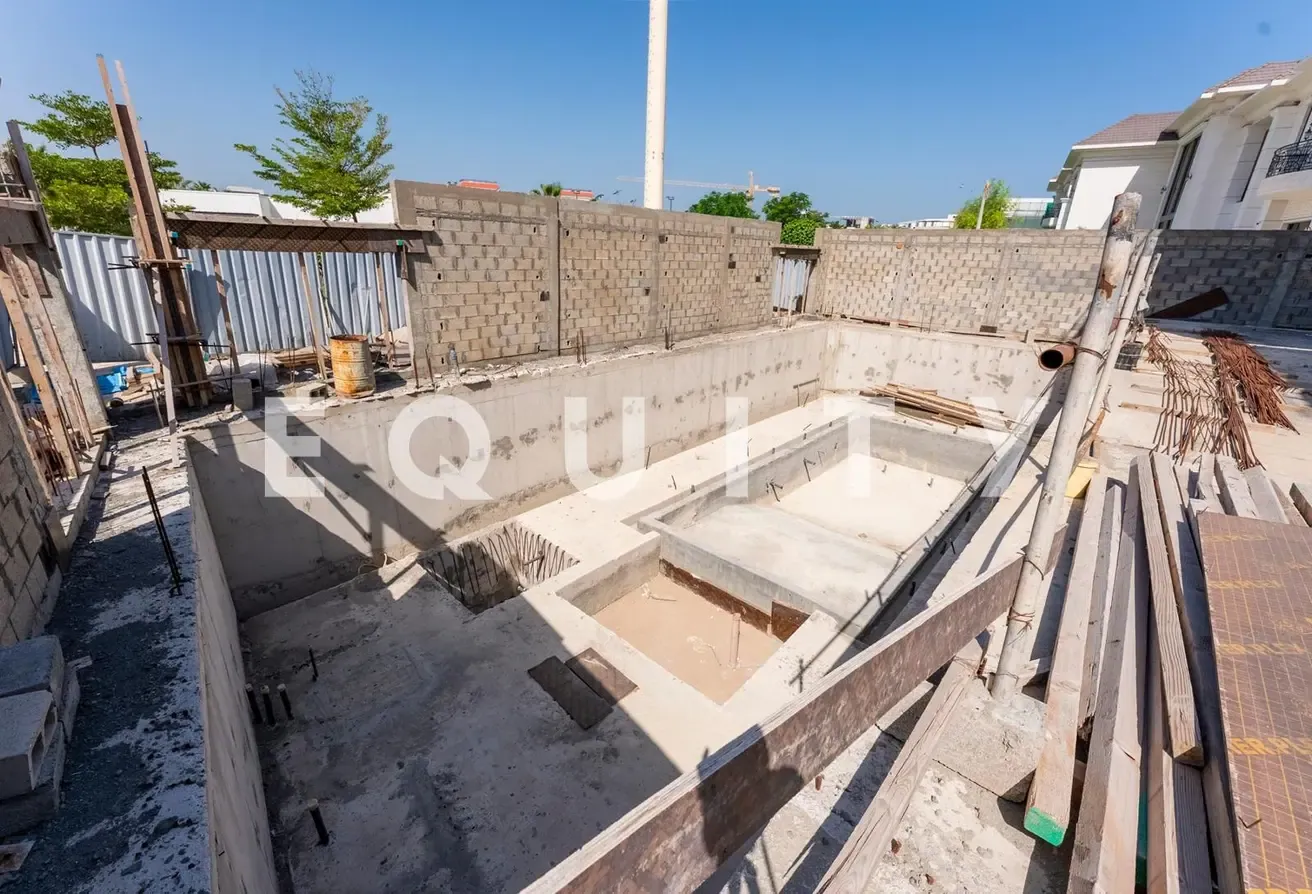 Investment Opportunity | Large BUA | Basement