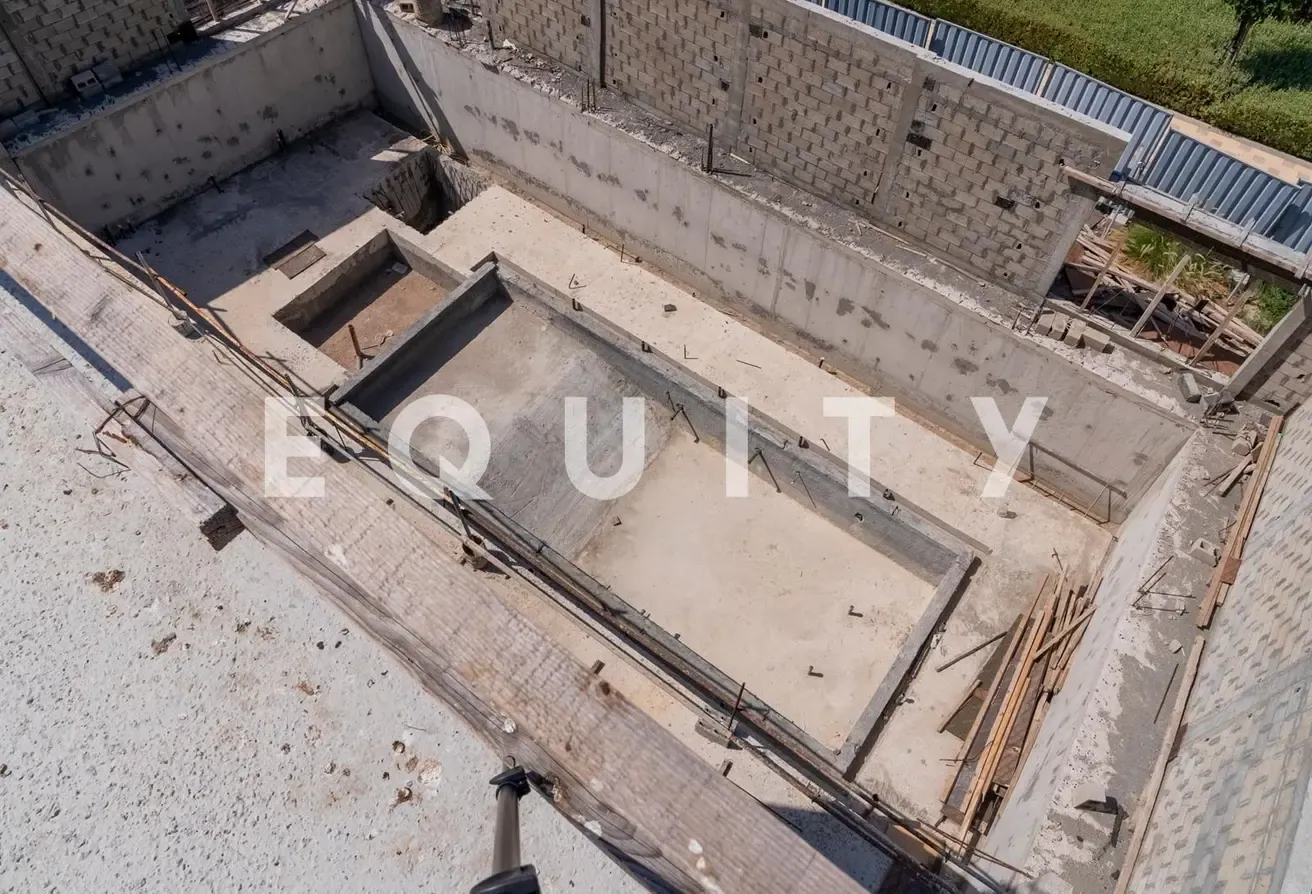 Investment Opportunity | Large BUA | Basement