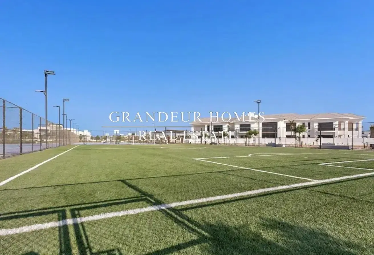 Exclusive Corner Sea view Mansion plot 1st Row