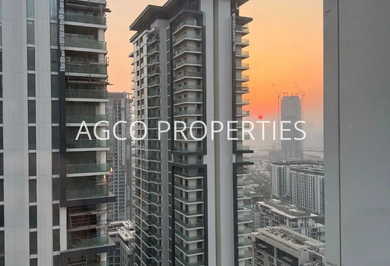 Burj Khalifa View | High Floor | upgraded