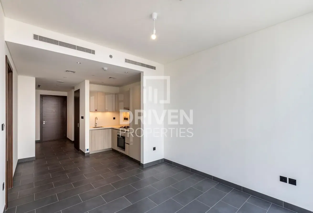 Unique Layout | Brand New | Vacant | Lowest Price