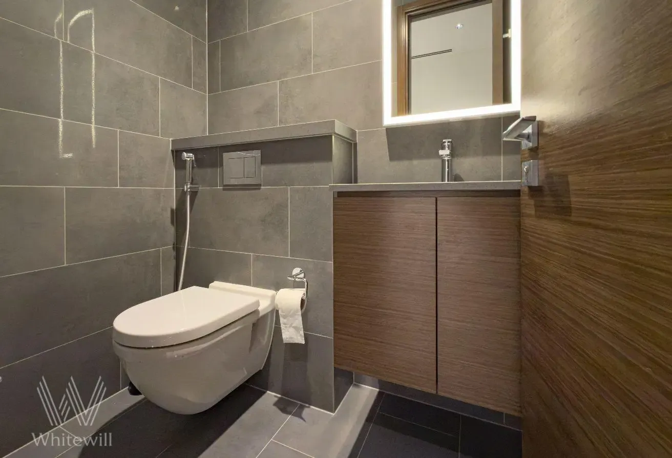 High Floor|Burj Khalifa View |Study|Rented| 7% ROI