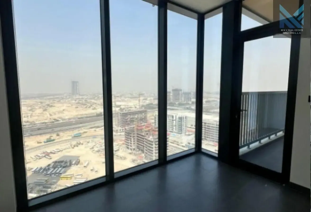 HIGH FLOOR | BRIGHT |PREMIUM AMENITIES | LUXURIOUS