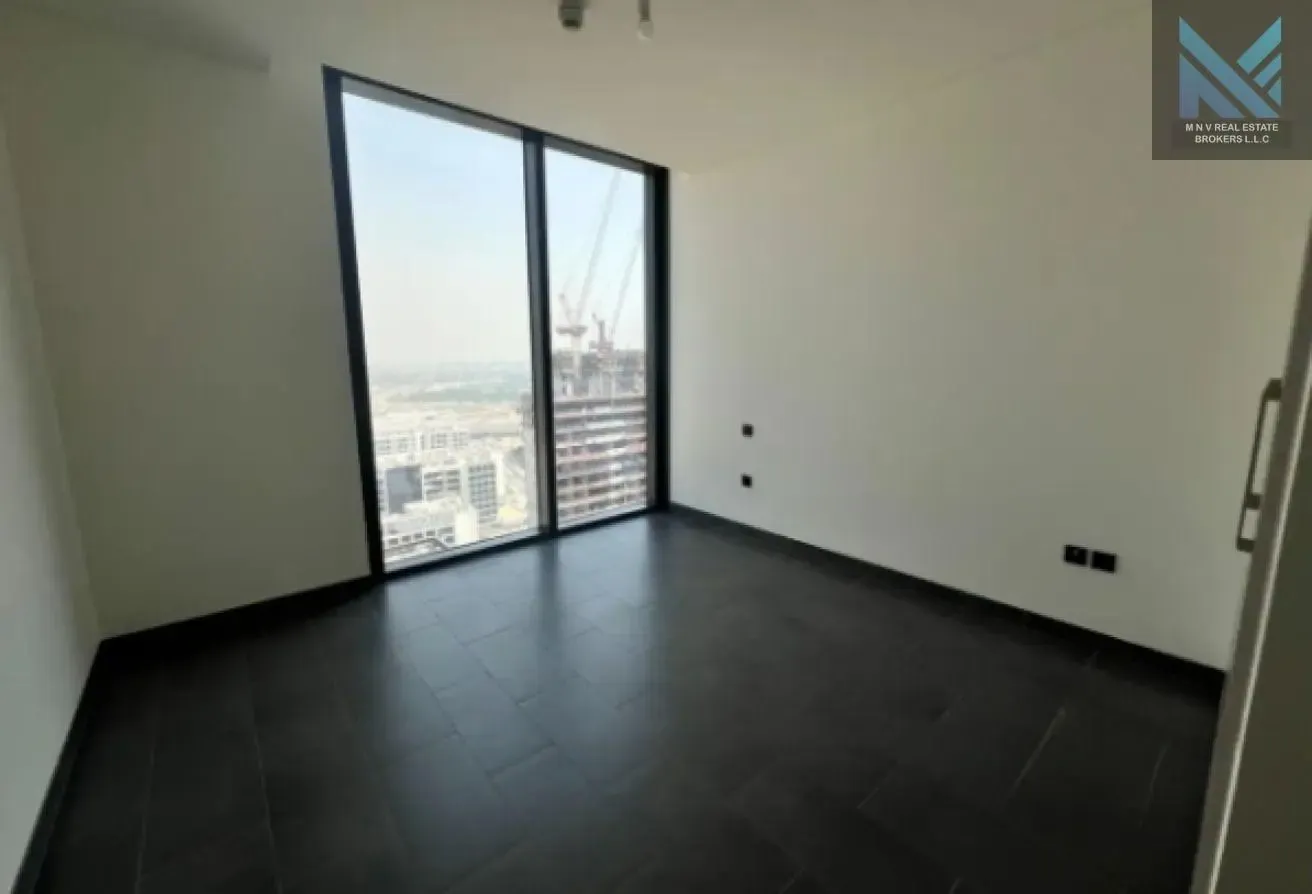 HIGH FLOOR | BRIGHT |PREMIUM AMENITIES | LUXURIOUS