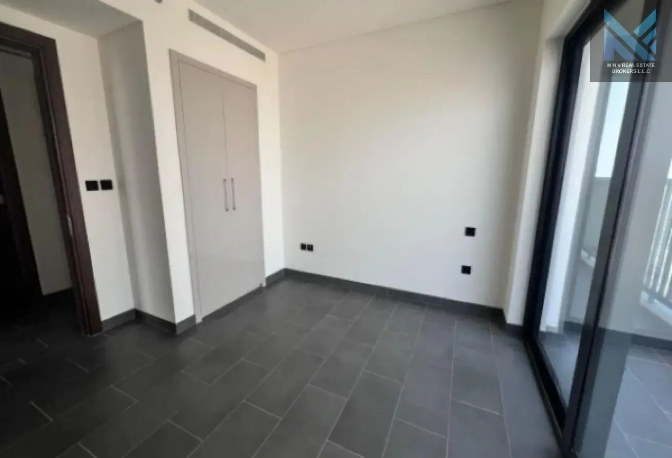 HIGH FLOOR | BRIGHT |PREMIUM AMENITIES | LUXURIOUS