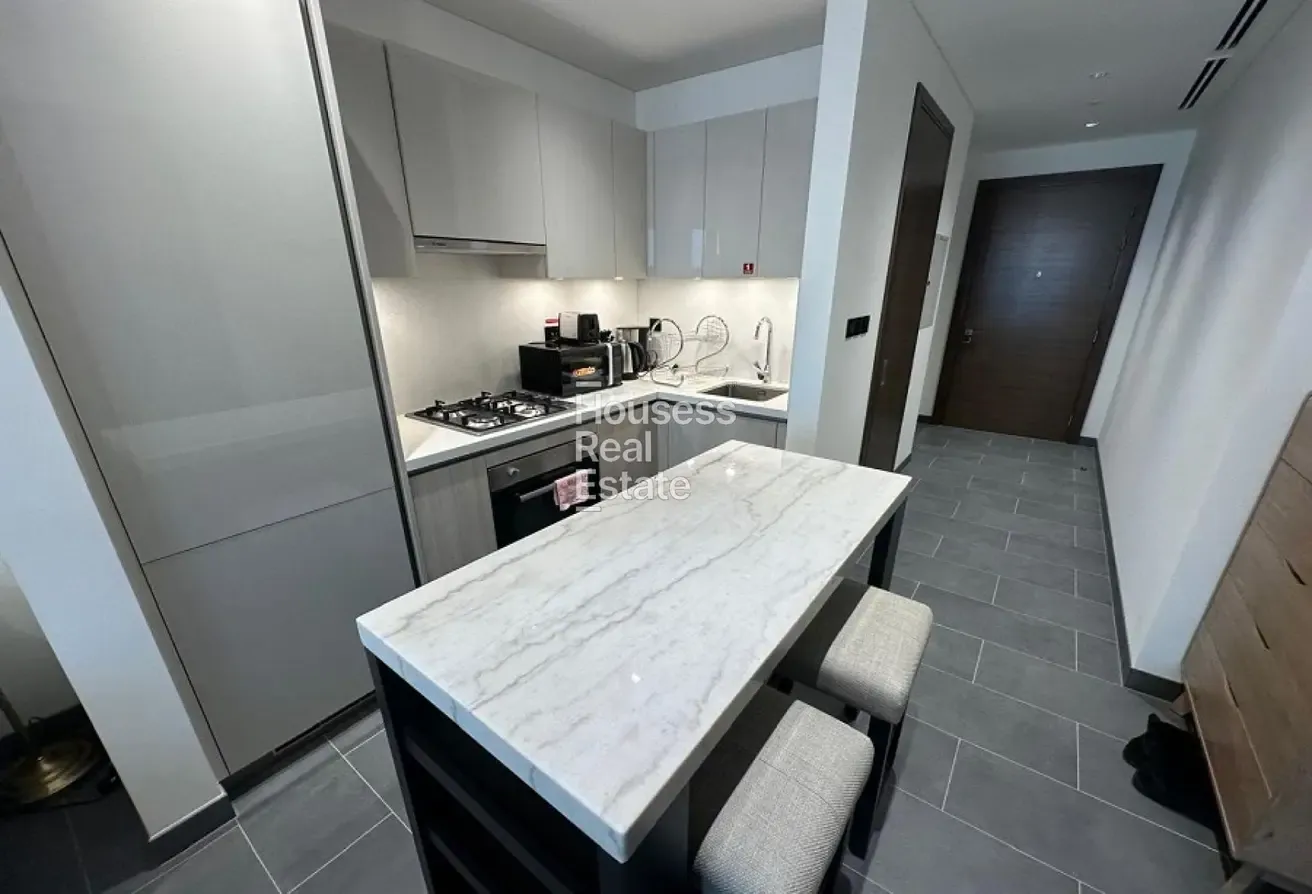 1 BR plus Study Room| Negotiable | Available now