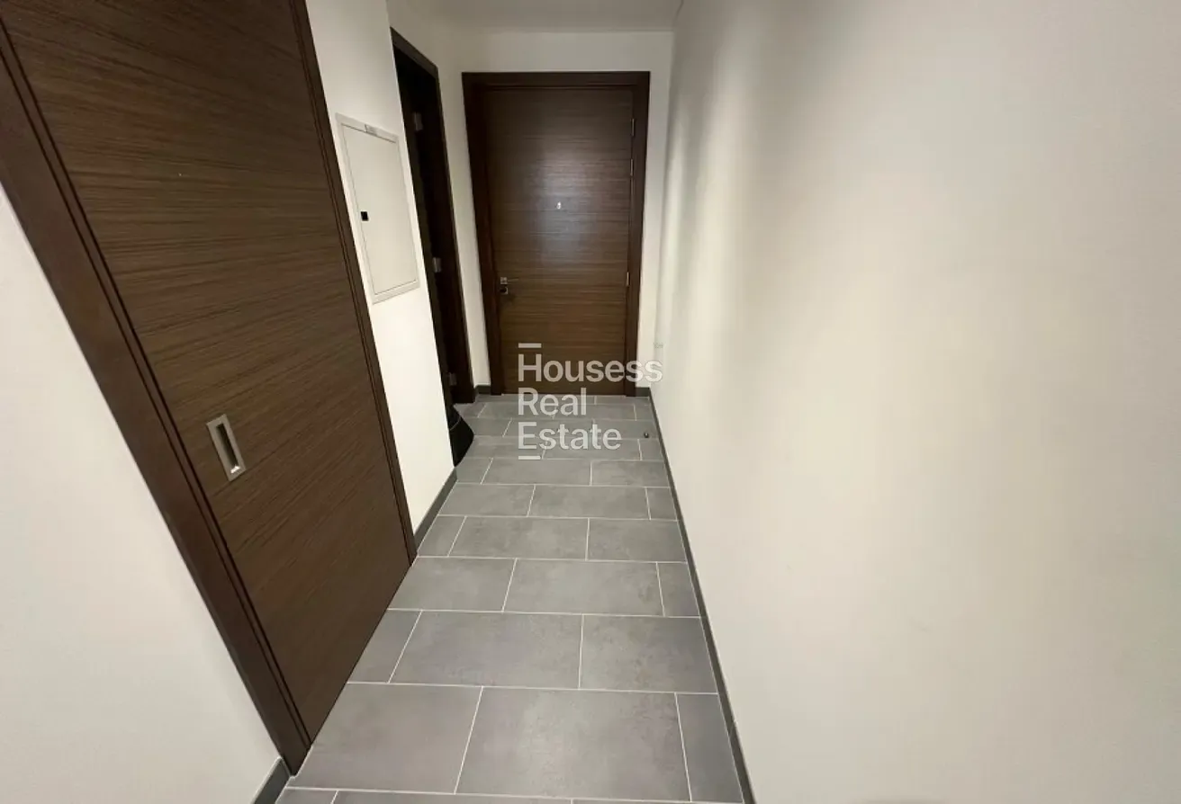 1 BR plus Study Room| Negotiable | Available now
