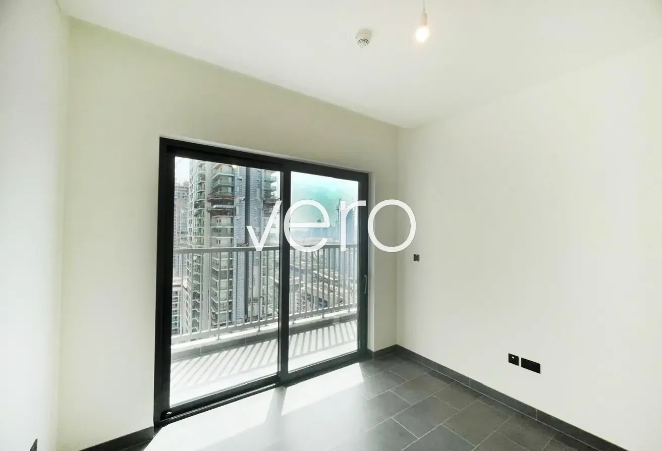 1BR  + Study Room | High Floor | Burj View