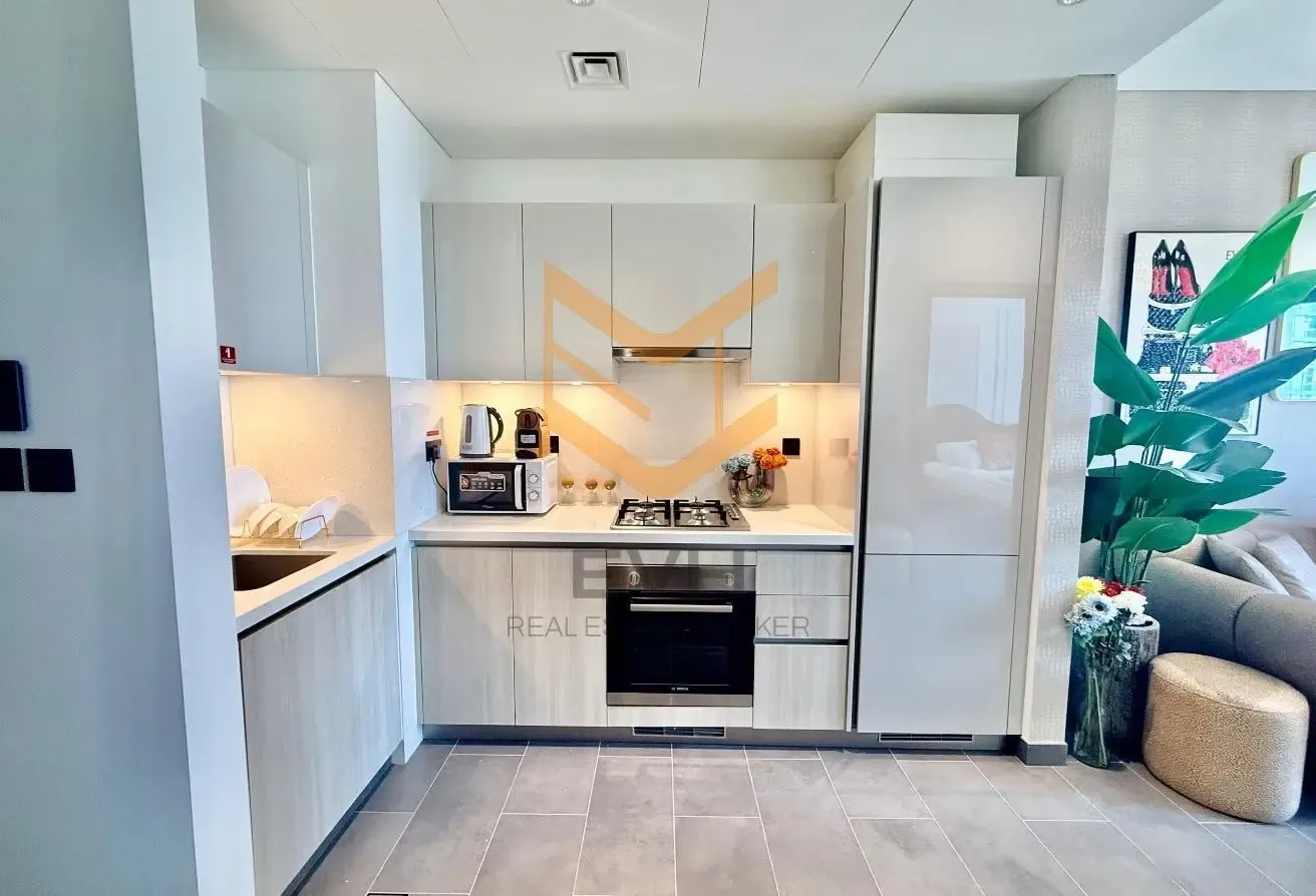 VACANT | HIGH END FURNISHED 1BED JUST 1.35M