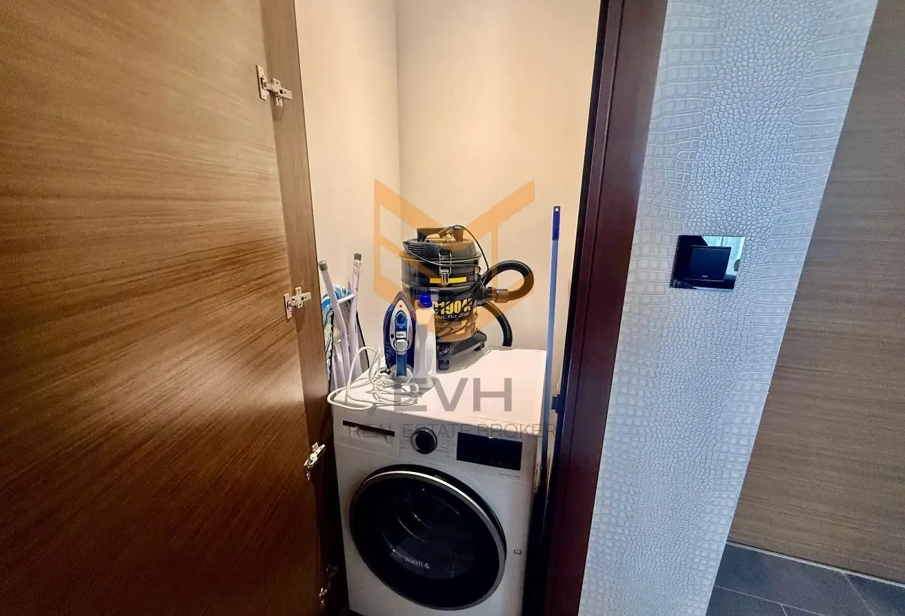 VACANT | HIGH END FURNISHED 1BED JUST 1.35M