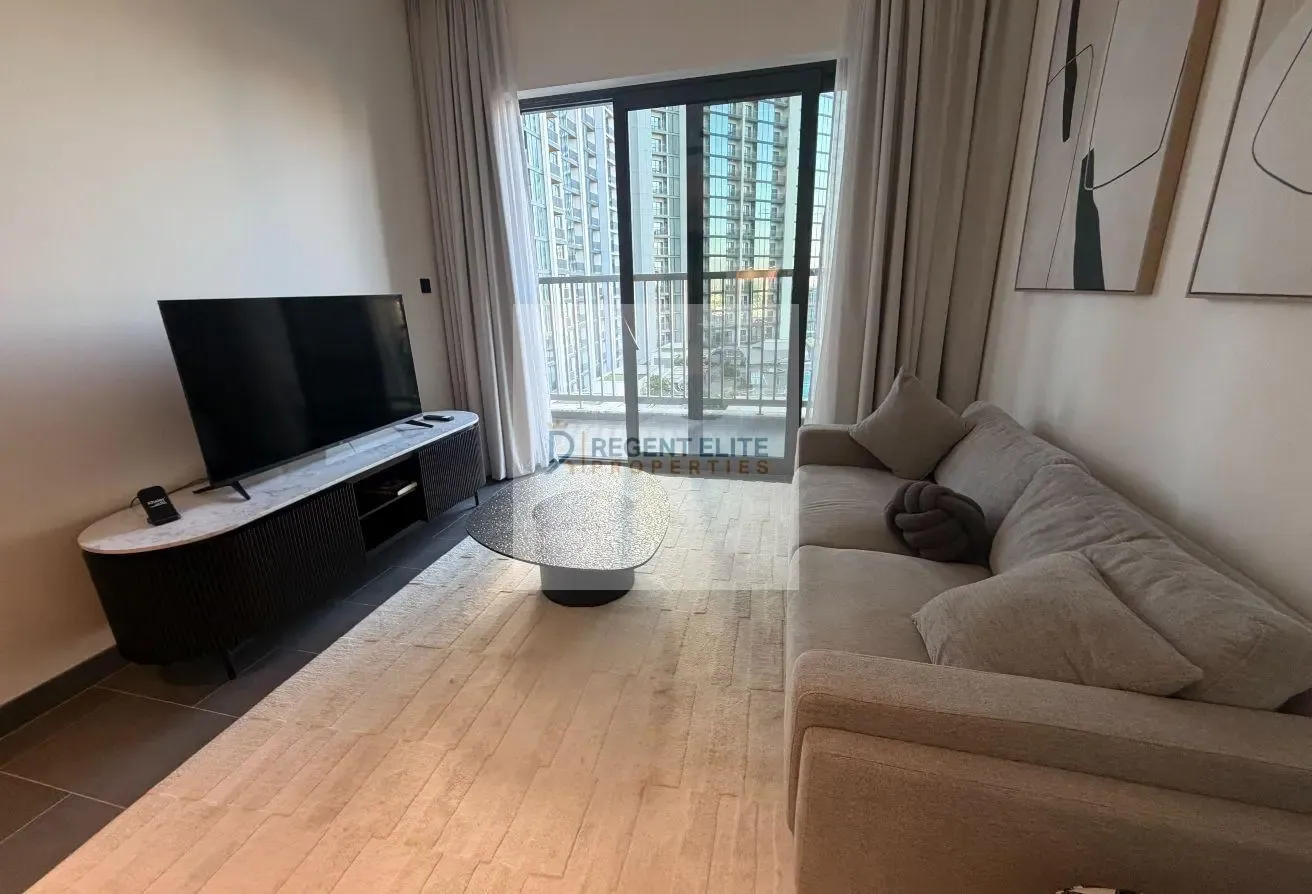 1bed plus Study- Pool View- Vacant- Furnished