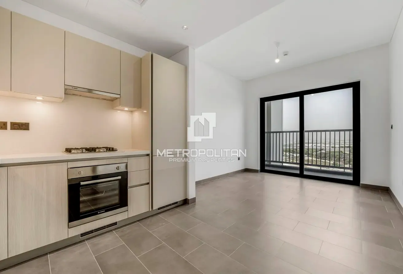 Upper Level | Hartland Outlook | Investor Pick