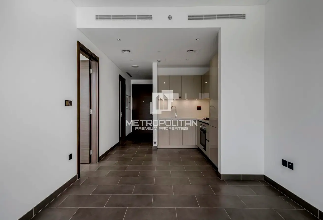 Upper Level | Hartland Outlook | Investor Pick