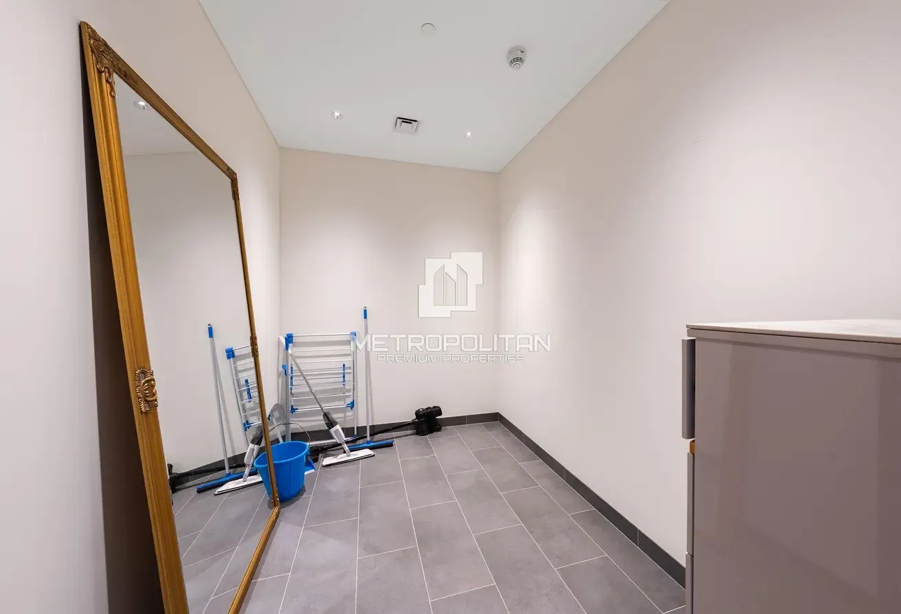 Lowest Price on Market | Furnished 1BR+Study