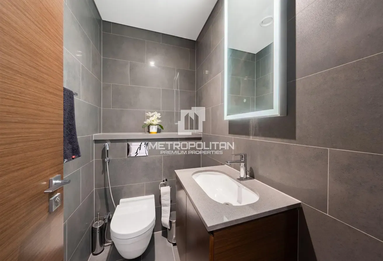 Lowest Price on Market | Furnished 1BR+Study