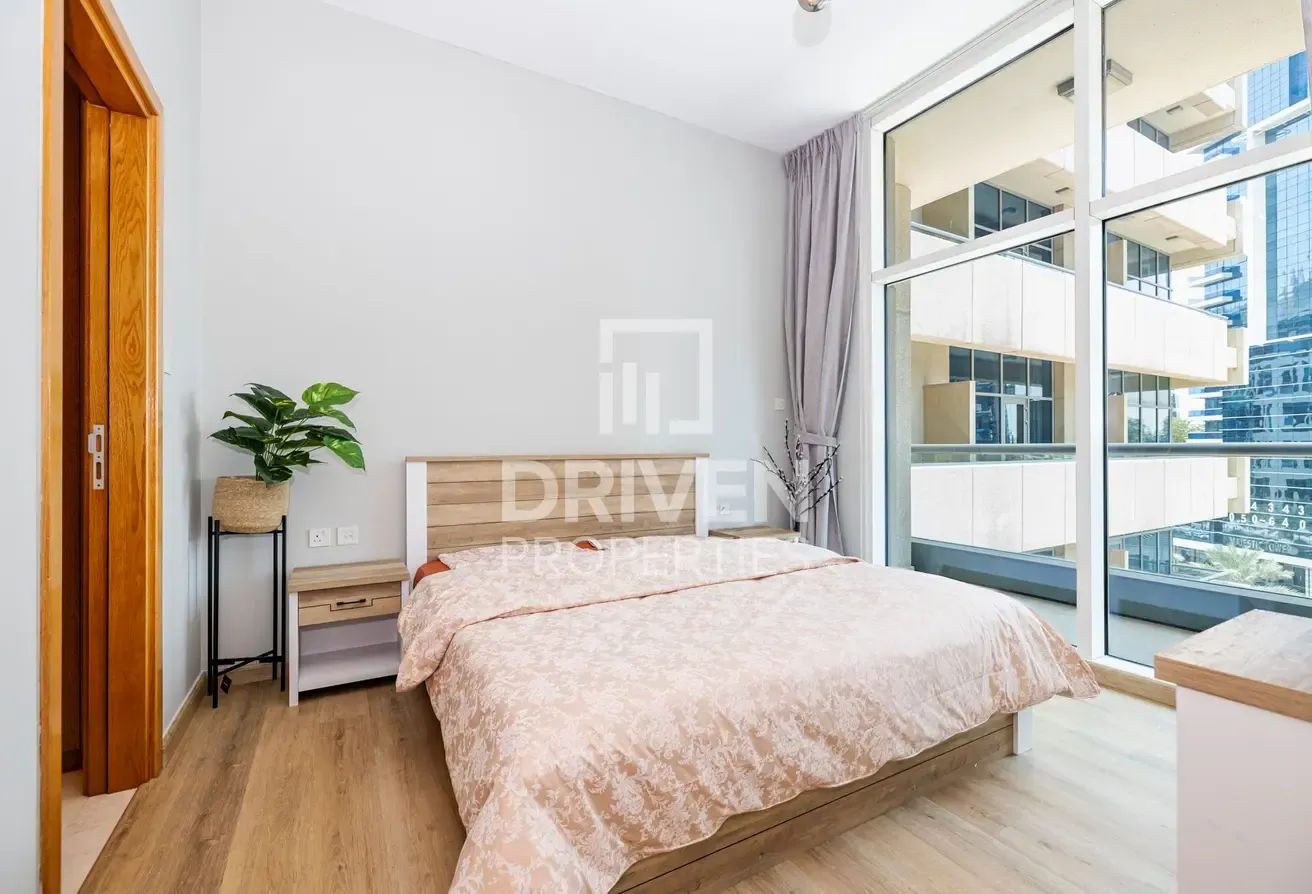 Stylish and Unique Apartment | Community View