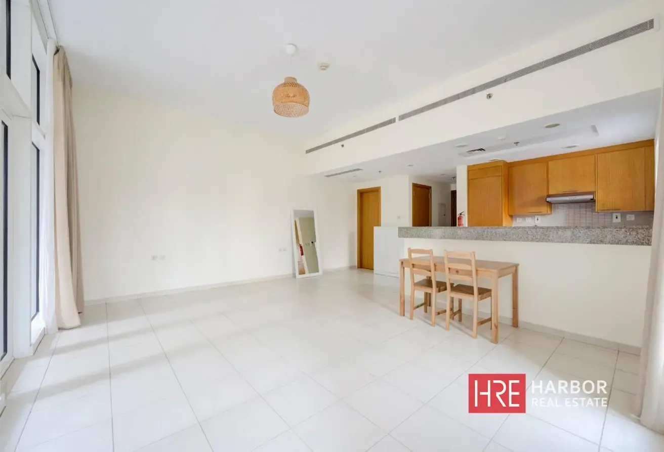 Well Maintained I Prime Location | High ROI