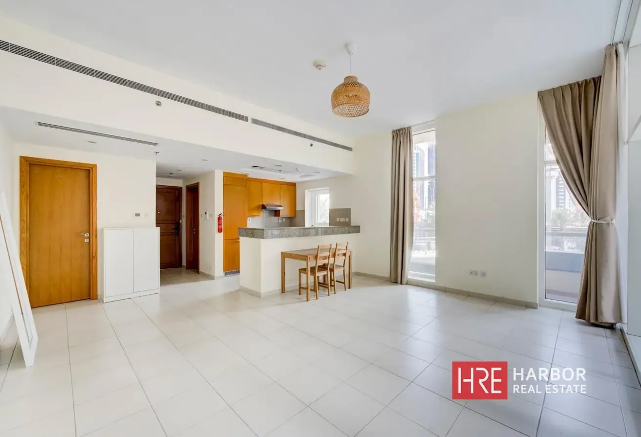 Well Maintained I Prime Location | High ROI