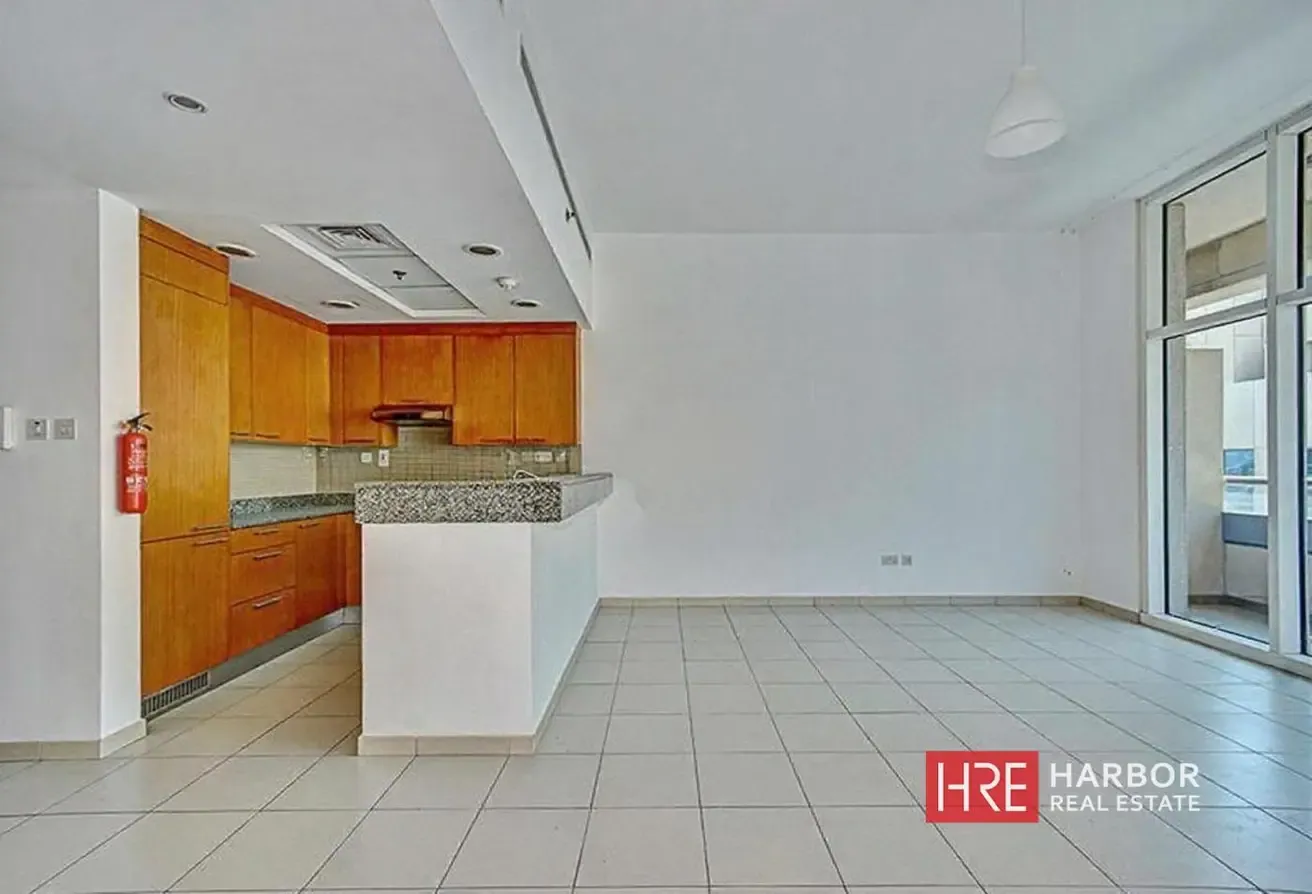 Well Maintained Studio | Great Investment