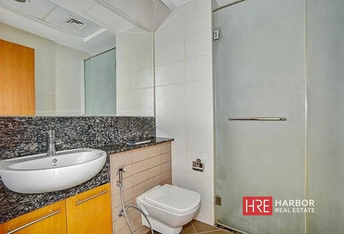 Well Maintained Studio | Great Investment