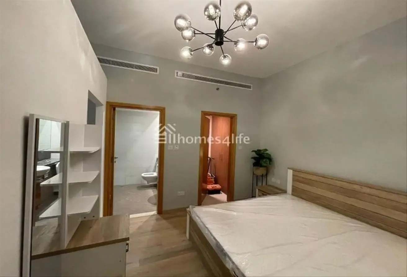 Large layout | Modern Studio | Fully Upgraded