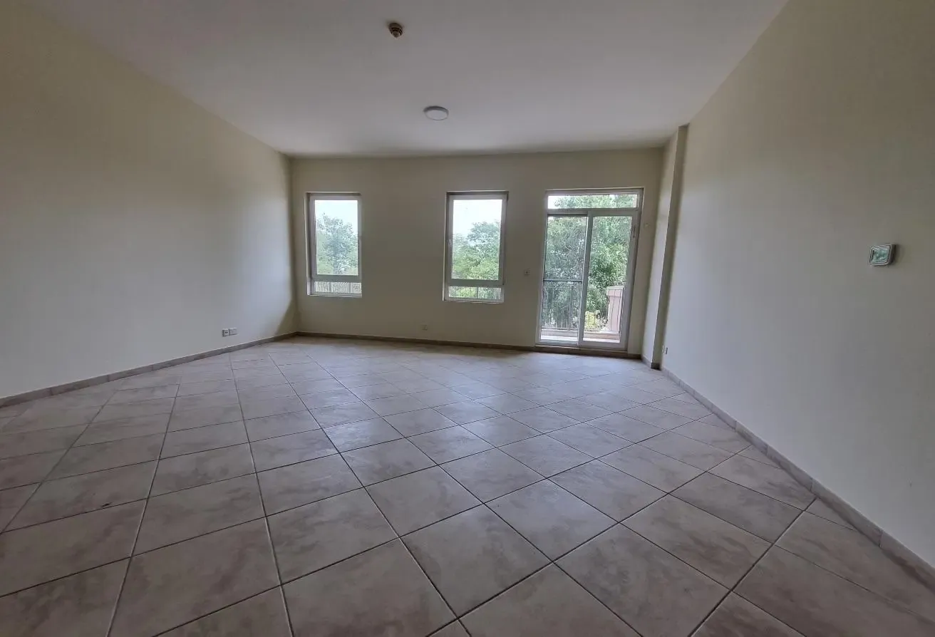 Bright & Spacious I Modern Living
