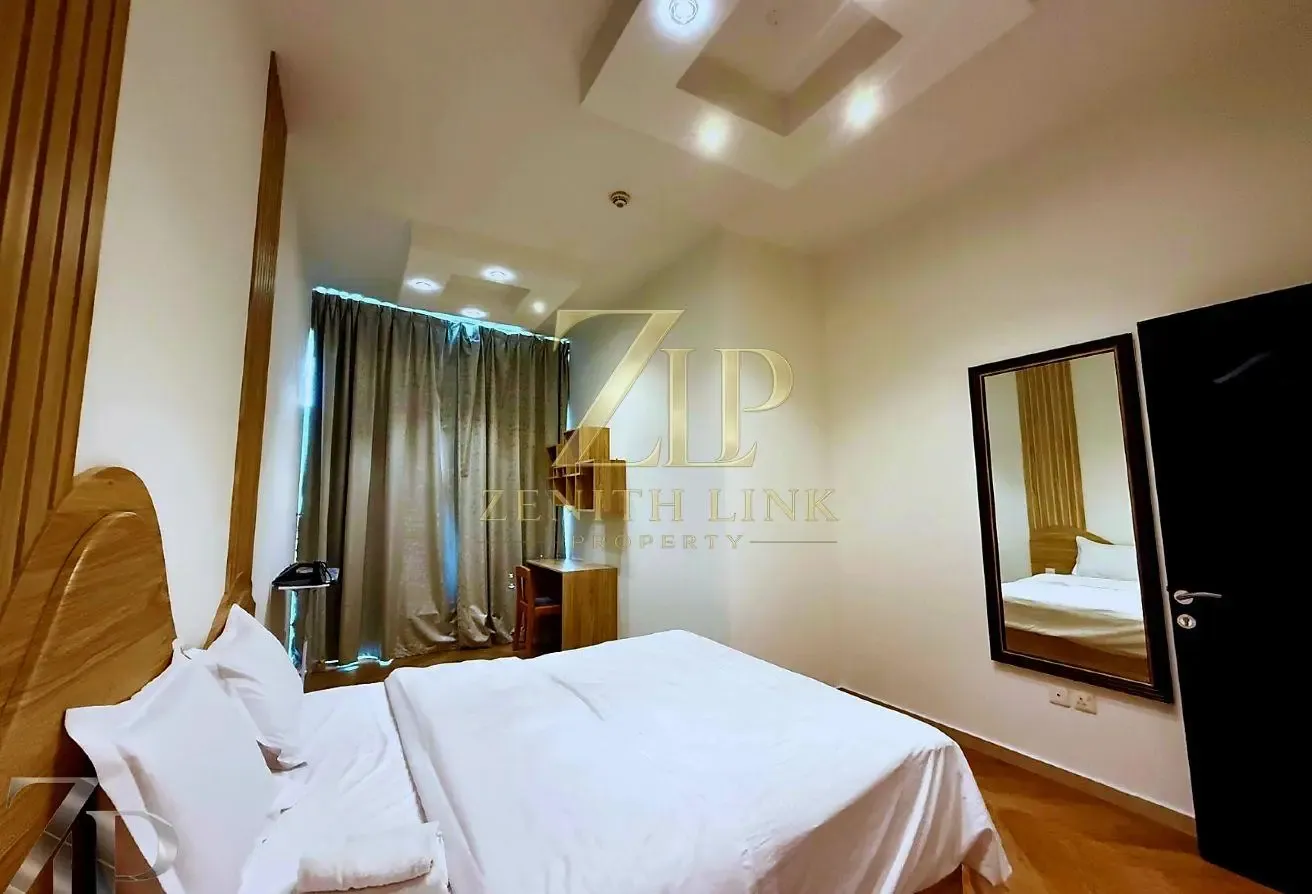 Spacious 1BR | Modern Living | Golf View